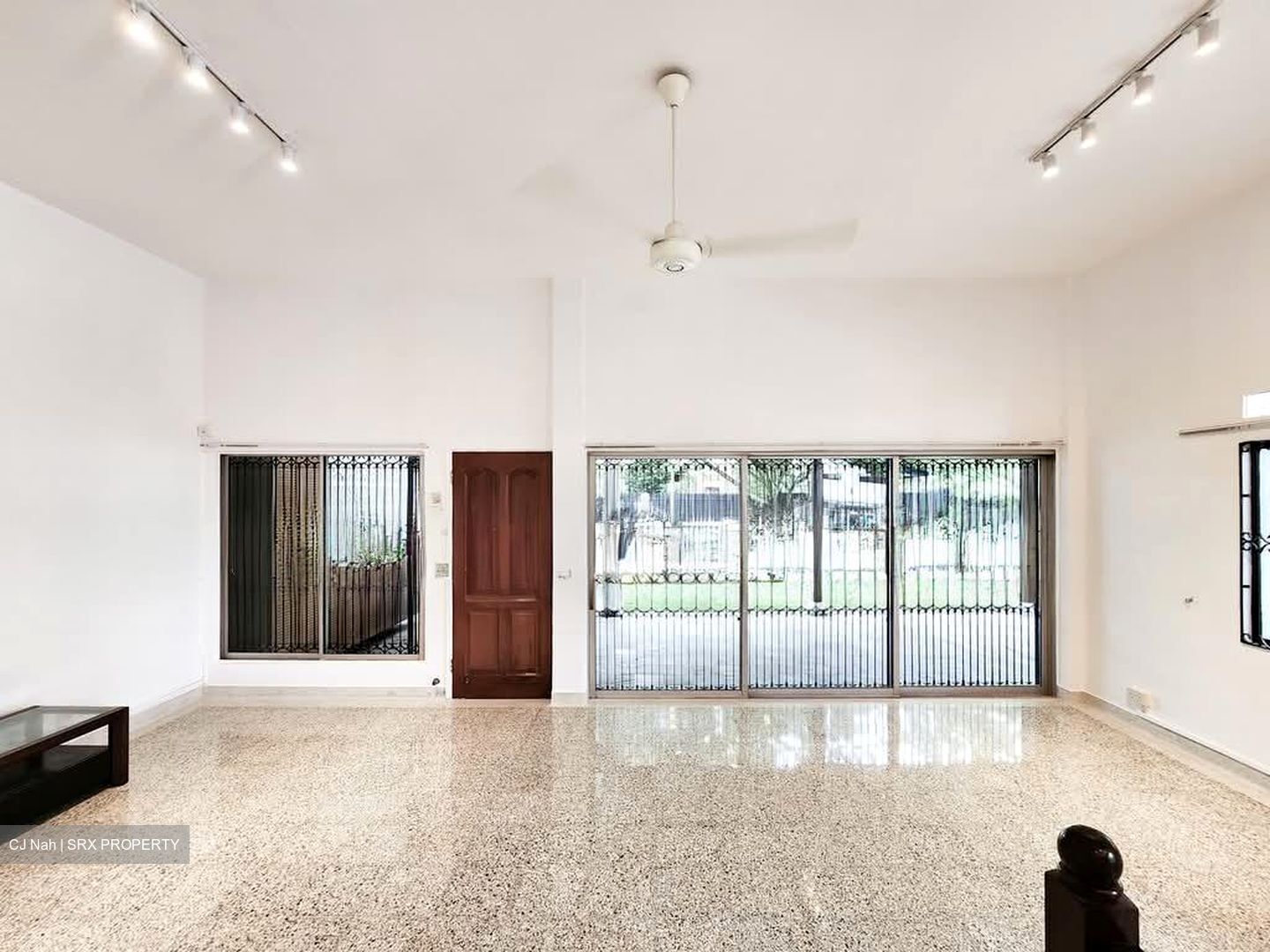 Grove Drive (D10), Semi-Detached #592826991